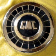 Hubcaps/1960-1961_GMC_Hubcap.jpg