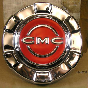 Hubcaps/1962-1963_GMC_Chrome_Hubcap.jpg
