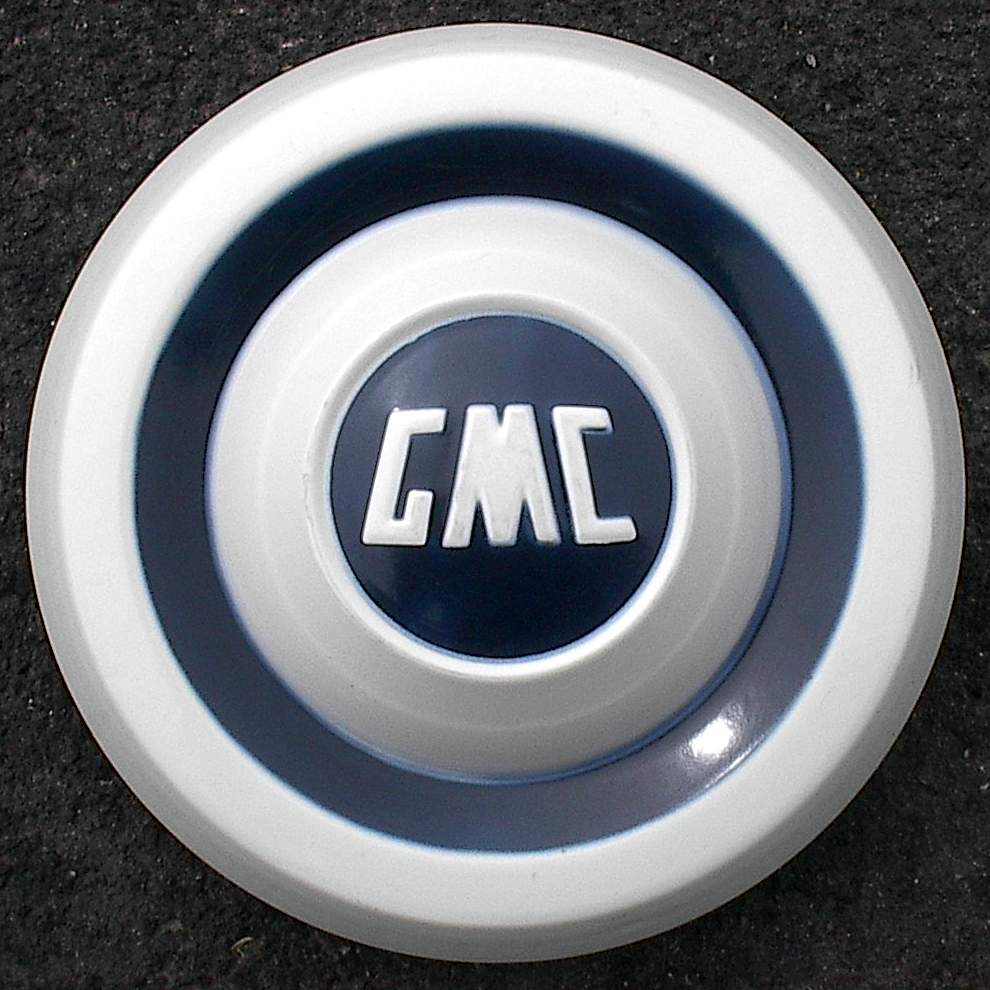 Hubcaps/1960-1961_GMC_Painted_Hubcap.jpg
