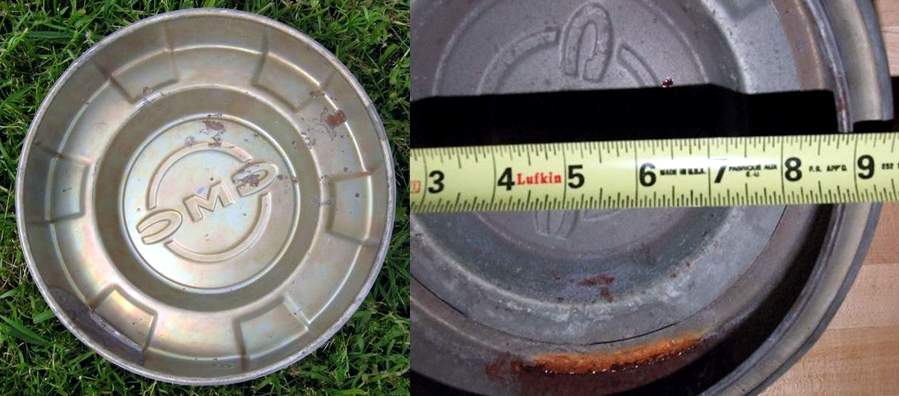 Hubcaps/1962-1963_GMC_Hubcaps_Nub_or_Clip_type.jpg