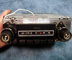 Radios/1973-1977_GM_AM_Radio_1.JPG